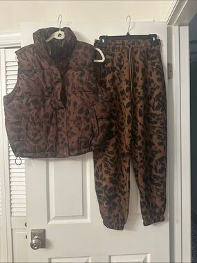 Old Navy Brown Leopard Print Joggers with Matching Puffer Vest